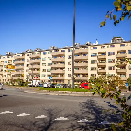Entire Near Centre, Close To Everything Apartment *